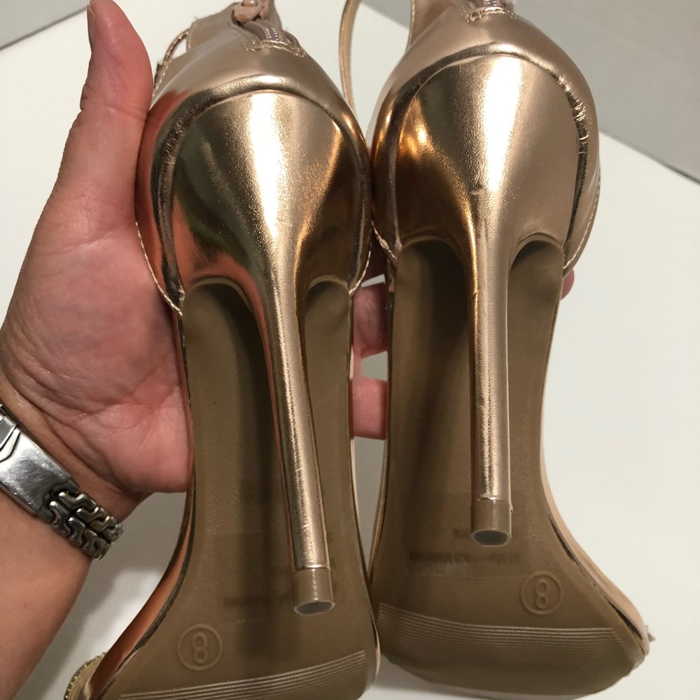Charlotte Russe Glitter dress sandals gold size 8 - Picture 2 of 8